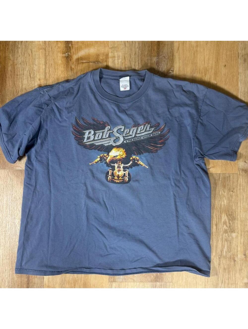 Y2K Bob Seger Tour / Concert T-Shirt – Fits XL/2XL